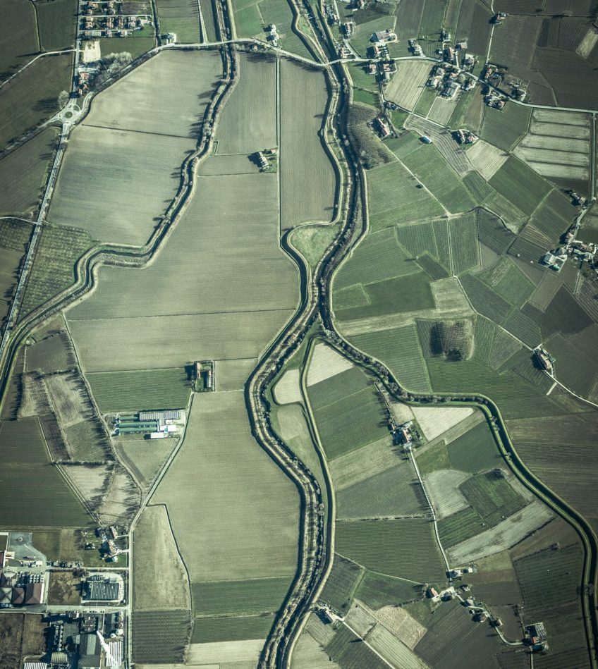 markus-spiske-x3REnO9z7io-unsplash